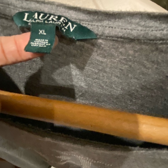 With a studded "LRL" graphic at the front, this cotton-blend - Picture 4 of 7